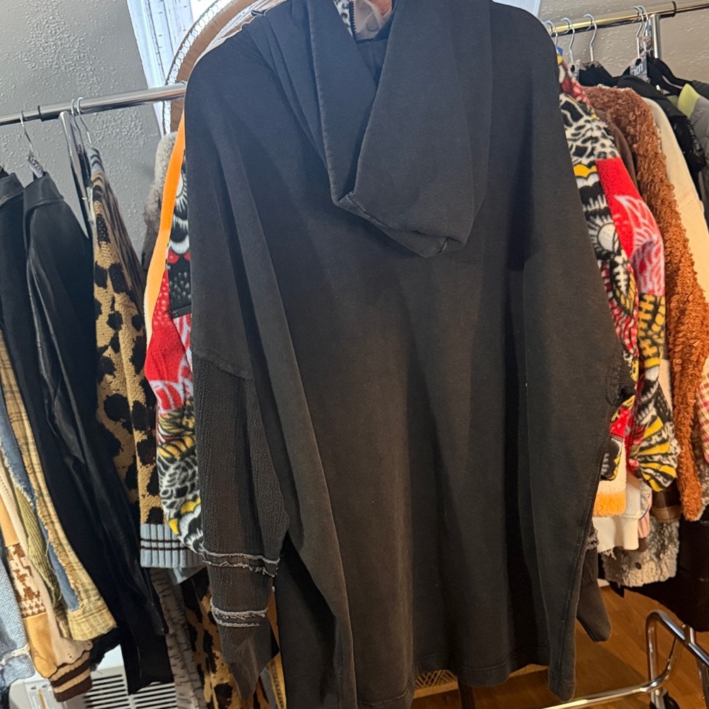 Free People last call sweatshirt with cutouts - Picture 2 of 3